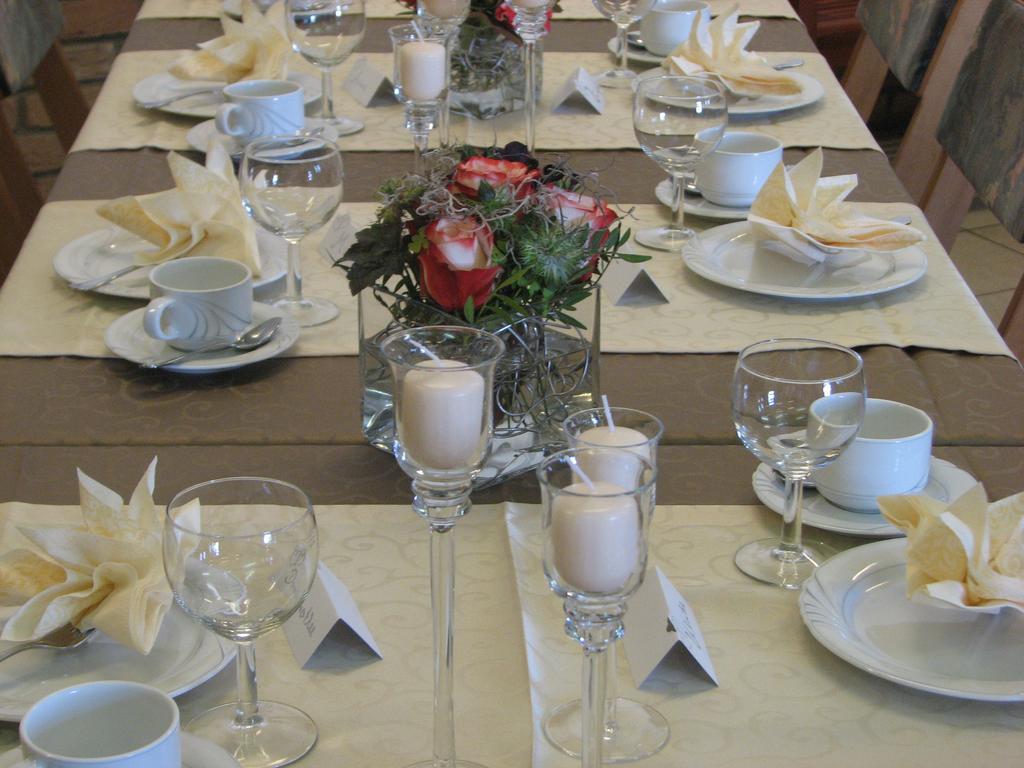 Hotel&Restaurant Hüllen Barweiler Extérieur photo