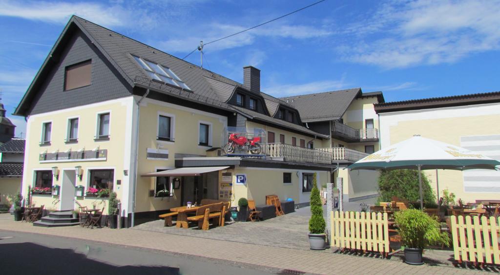 Hotel&Restaurant Hüllen Barweiler Extérieur photo